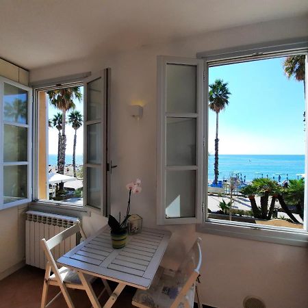 Finestre Sul Mare Villa San Lorenzo al Mare Kamer foto