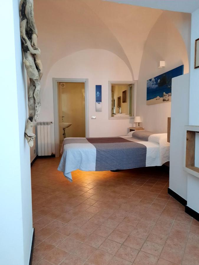 Finestre Sul Mare Villa San Lorenzo al Mare Kamer foto